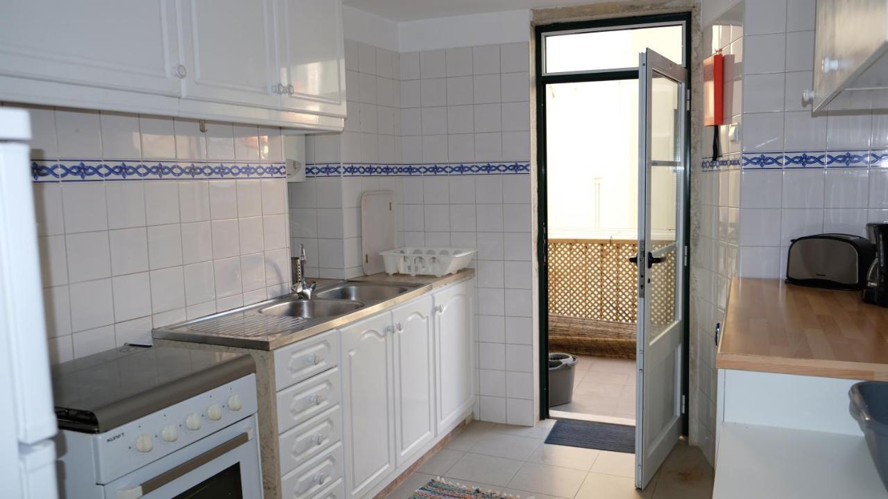 Apartamento Central Para Grupo Ou Familias Lisboa Eksteriør billede
