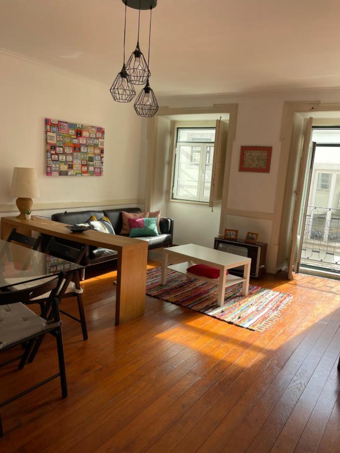 Apartamento Central Para Grupo Ou Familias Lisboa Eksteriør billede